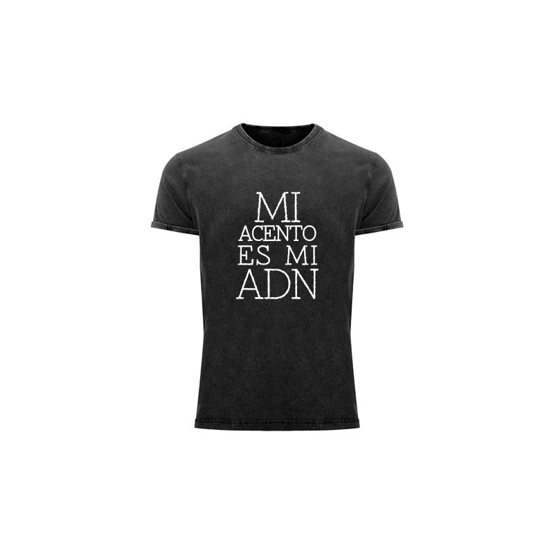 Camiseta negra MI Acento es ADN - Carrasco Store